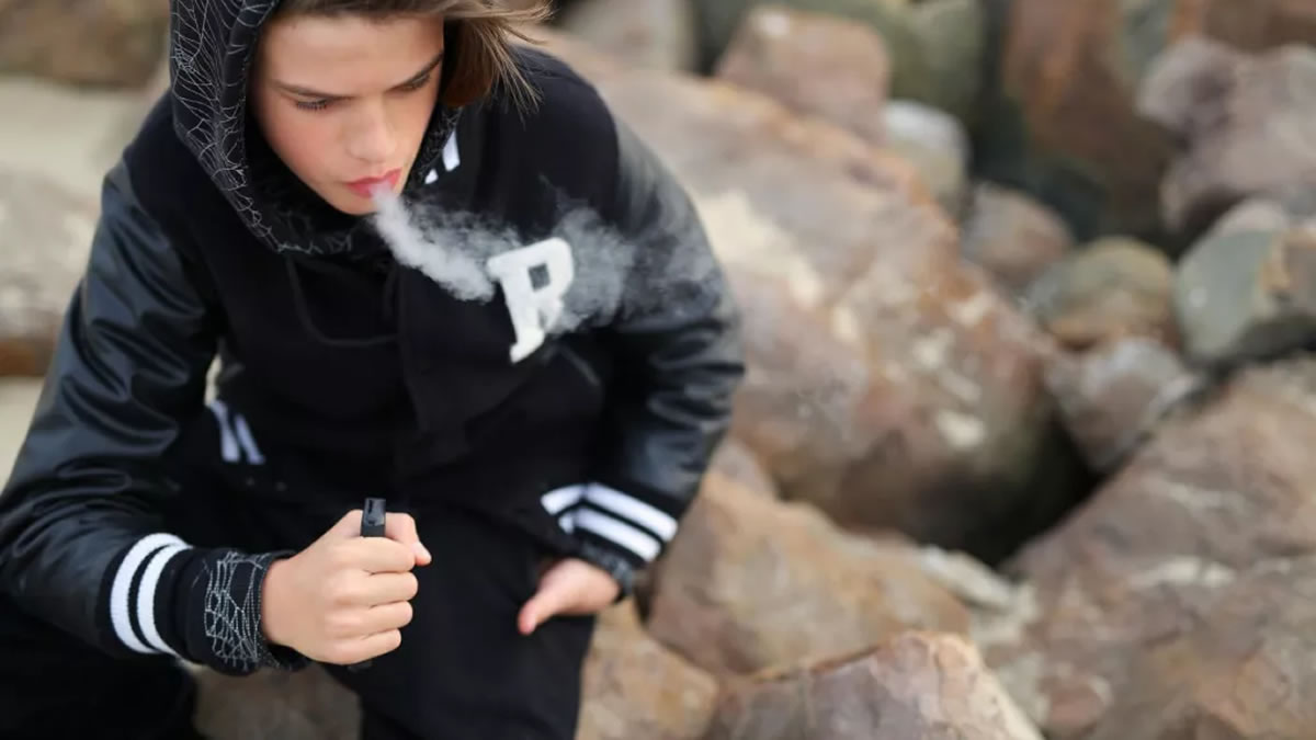 Polnische Jugend dampft, Einweg-Vape-Verbot Polen
