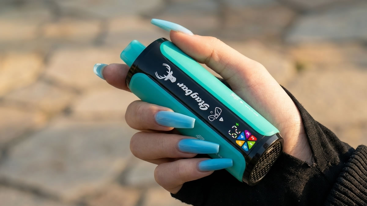 Data ASH o vapingu, každodenní vaping v Británii, odvykání kouření ve Velké Británii